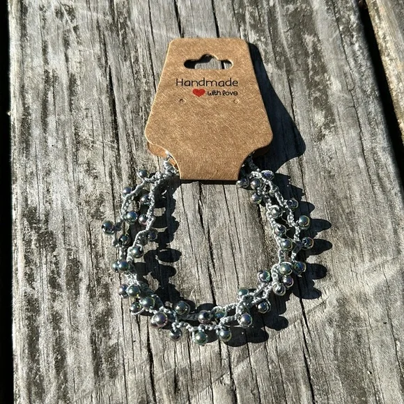 Dyed hematite bracelet - Picture 7 of 8